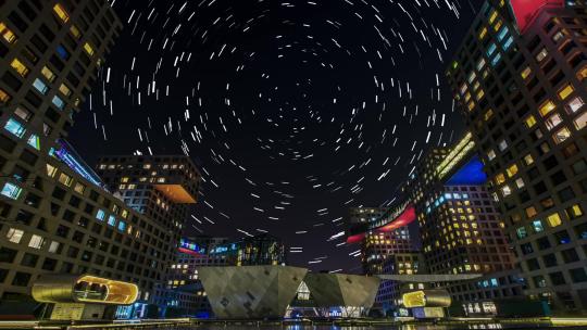 北京当代MOMA环绕星轨之动态