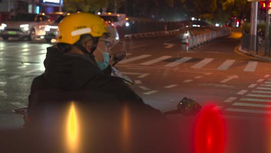 上海 城市 人文 红绿灯 公交车 行人视频素材模板下载