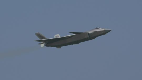 稳定：长春航展2023中国空军歼20战斗机视频素材模板下载