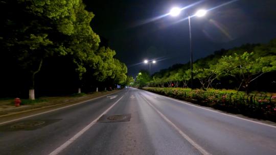 夜晚杭州市之江路车尾行车空镜