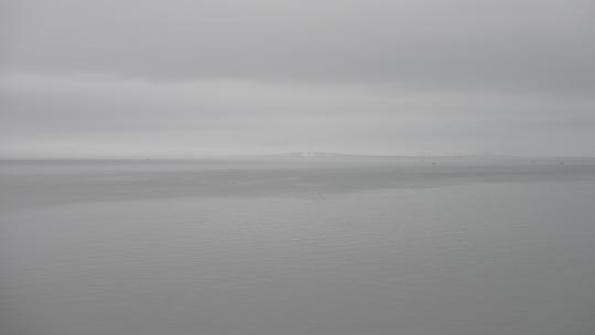 青岛胶洲湾清晨空镜
