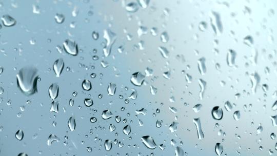 玻璃上的雨水