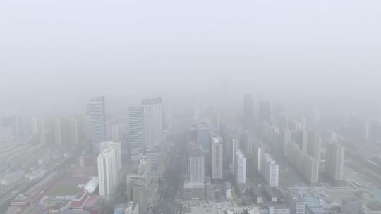 航拍北方城市空气污染视频素材模板下载