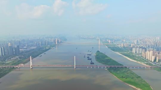 武汉白沙洲大桥前推镜头