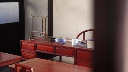 古代私塾教室书桌