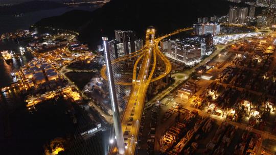 航拍香港青衣集装箱港口运作夜景