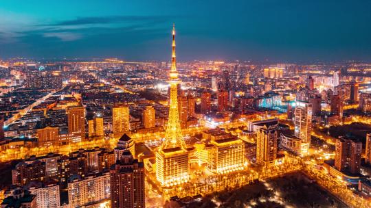 中国哈尔滨龙塔城市风光夜景延时航拍