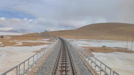 青藏线青藏铁路铁轨铁路运输视频素材模板下载