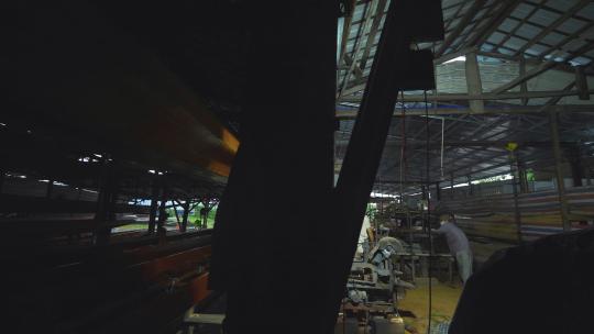 龙舟龙船厂修理维护船只4k视频素材