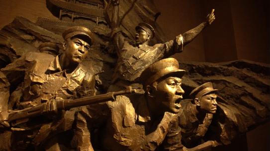抗日英雄 革命烈士纪念馆 革命英雄雕塑视频素材模板下载