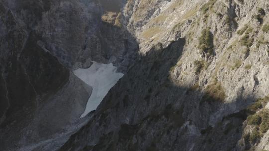 山地冰川|巴伐利亚|4K|DJI MAVIC 2 PRO

D-LOG-完美的颜色分级！

23.976fps

B