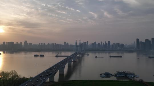 武汉长江二桥清晨航拍