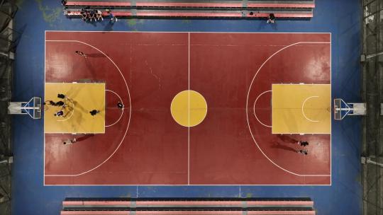 4K篮球场夜晚打篮球视频素材模板下载