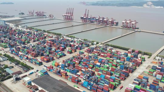 北仑港口码头吊车集装箱海港贸易航拍视频素材模板下载