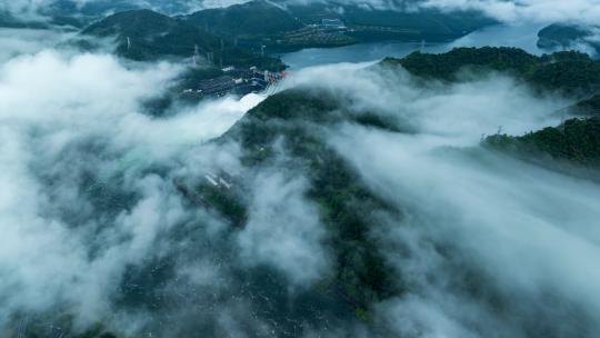 新安江水库泄洪云海风光航拍延时