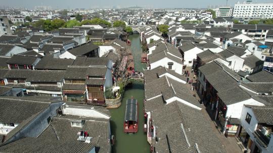 苏州市七里山塘古建筑水乡河流风光