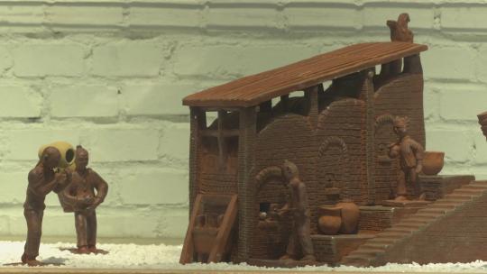 h一组泥塑小人制作陶器模型