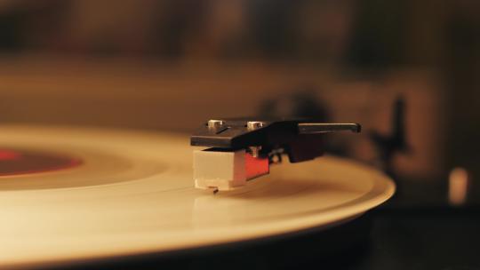 白色LP黑胶唱片